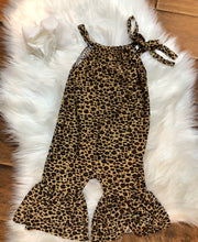 Load image into Gallery viewer, Classic leopard romper