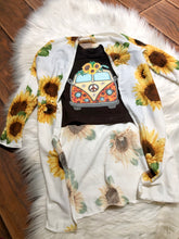 Load image into Gallery viewer, Sunflower cardi